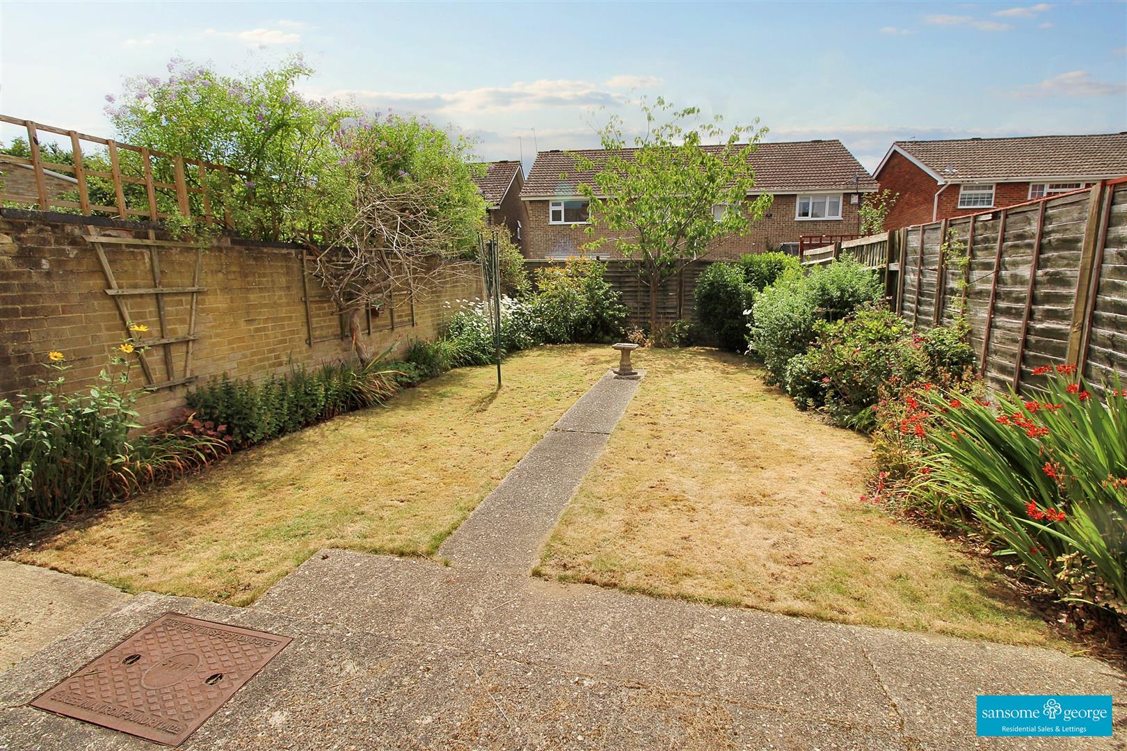Alford Close, Tilehurst, Reading